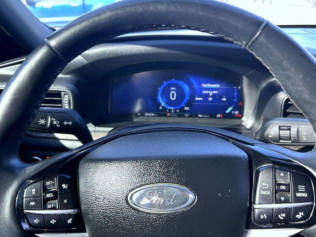 used 2023 Ford Explorer car, priced at $43,104