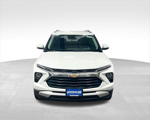 new 2025 Chevrolet TrailBlazer car, priced at $30,379