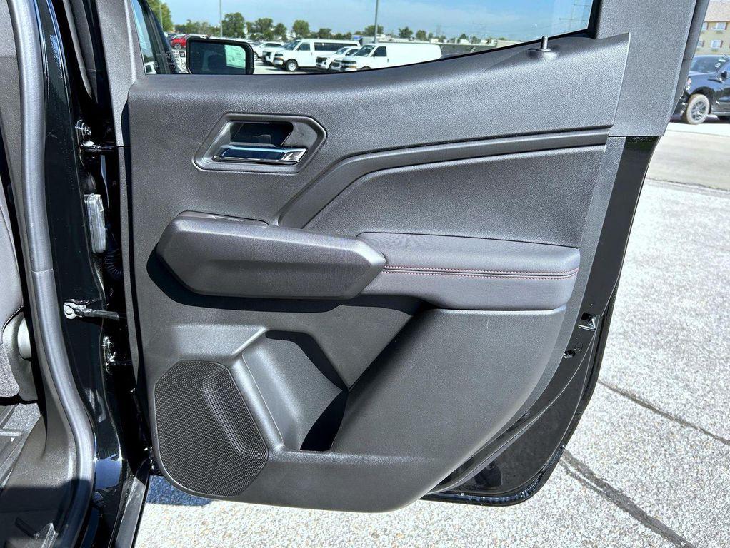 new 2026 Chevrolet Colorado car, priced at $45,280