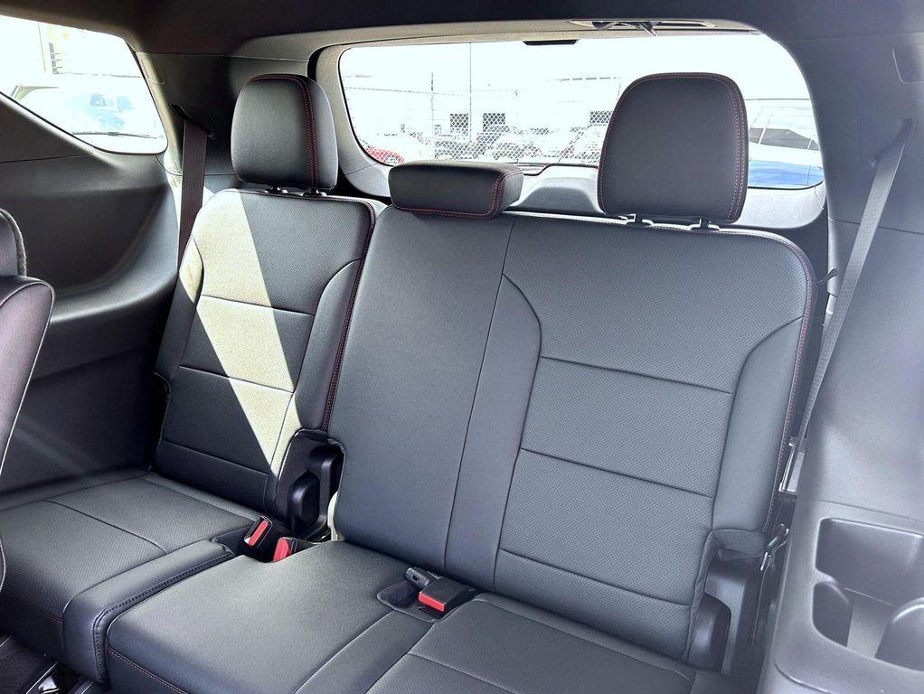 new 2026 Chevrolet Traverse car, priced at $60,492