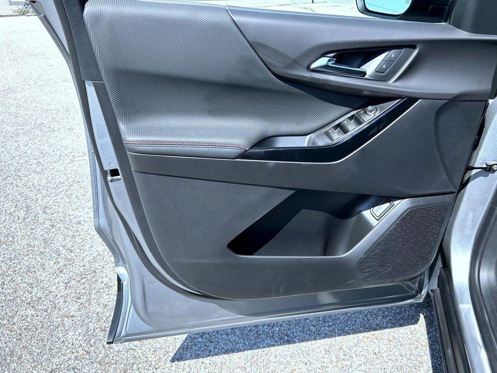 new 2026 Chevrolet Equinox car, priced at $36,530