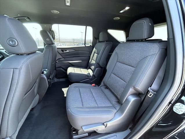 new 2025 Chevrolet Traverse car, priced at $43,850
