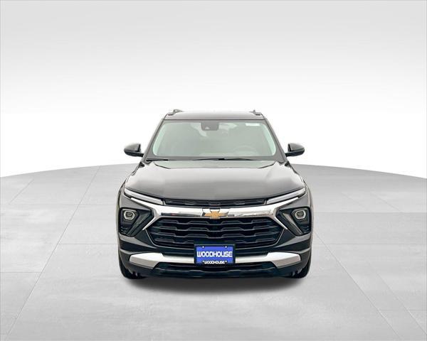 new 2025 Chevrolet TrailBlazer car, priced at $30,379