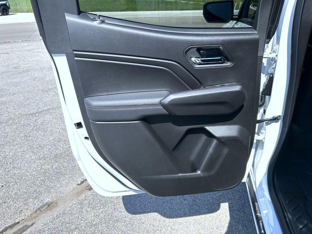 new 2025 Chevrolet Colorado car, priced at $42,218