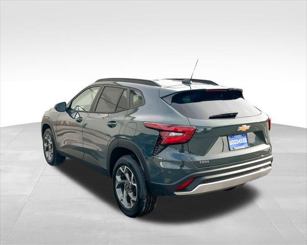 new 2025 Chevrolet Trax car, priced at $24,827