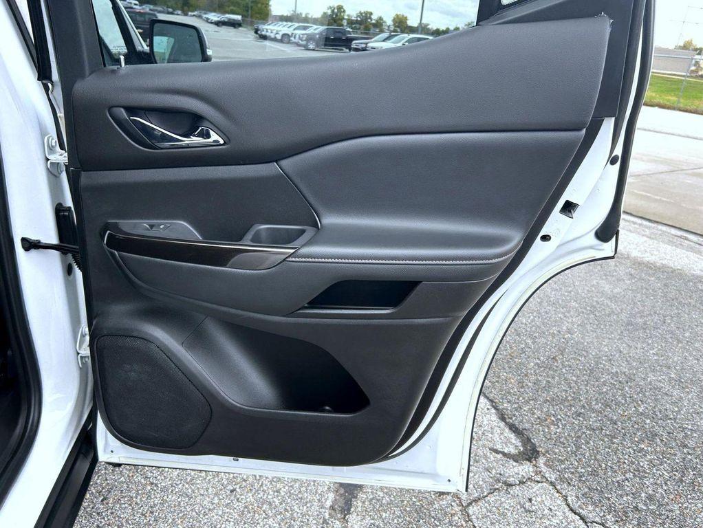 used 2021 GMC Acadia car, priced at $24,798