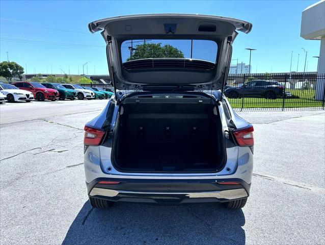 new 2025 Chevrolet Trax car, priced at $28,739