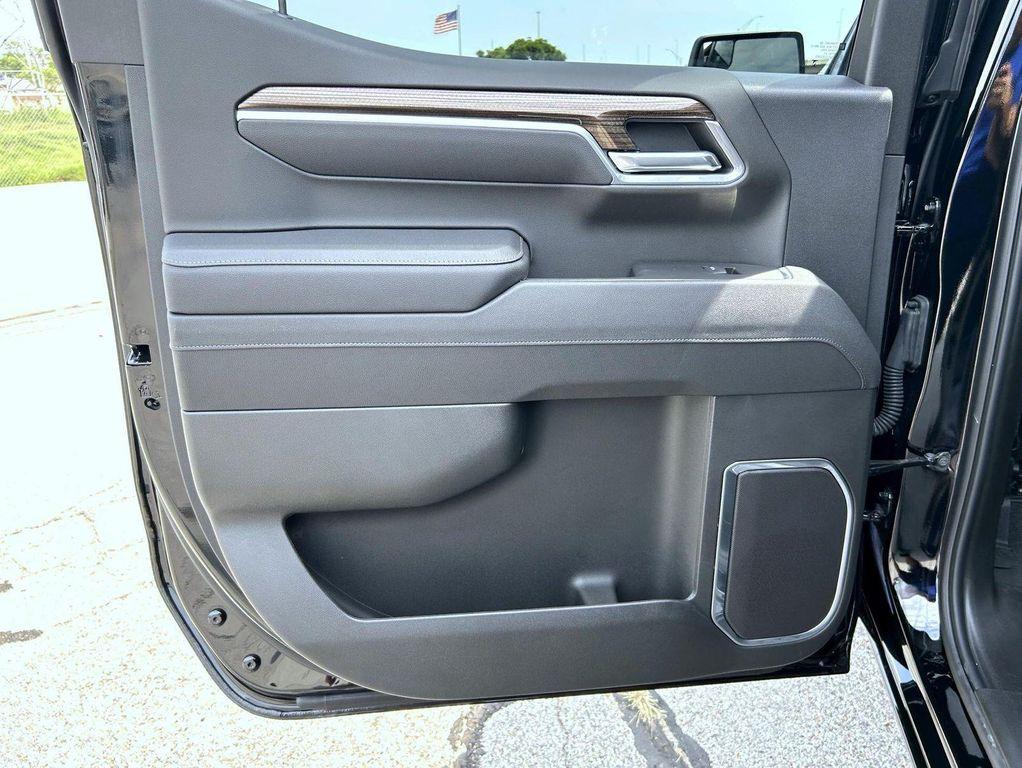 new 2025 Chevrolet Silverado 1500 car, priced at $50,065