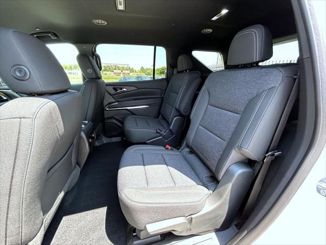 new 2025 Chevrolet Traverse car, priced at $43,949