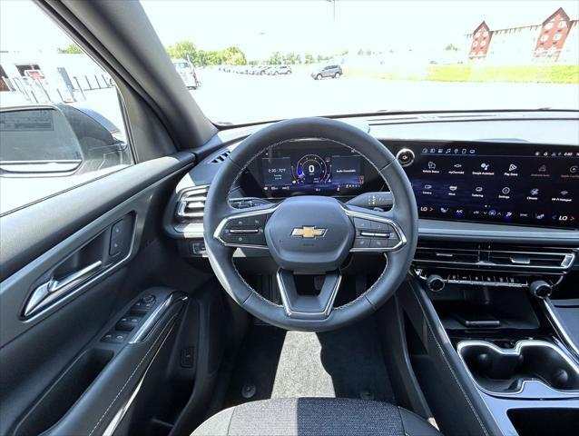 new 2025 Chevrolet Traverse car, priced at $43,949