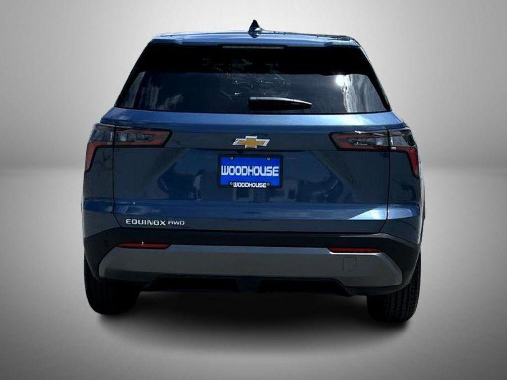 new 2026 Chevrolet Equinox car, priced at $31,998