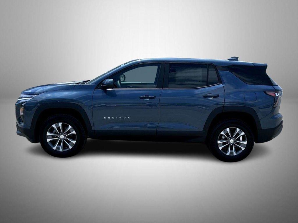 new 2026 Chevrolet Equinox car, priced at $31,998