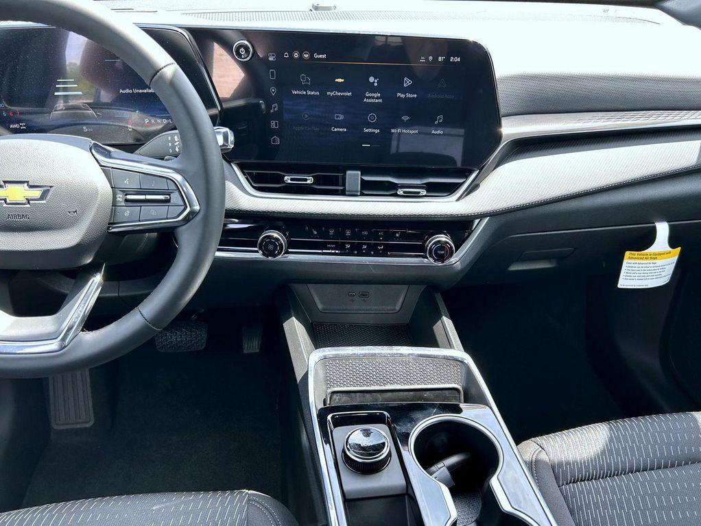 new 2026 Chevrolet Equinox car, priced at $31,998