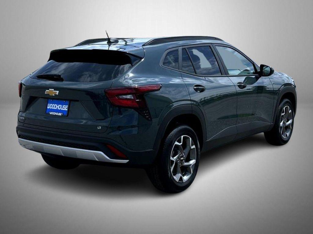 new 2025 Chevrolet Trax car, priced at $25,423