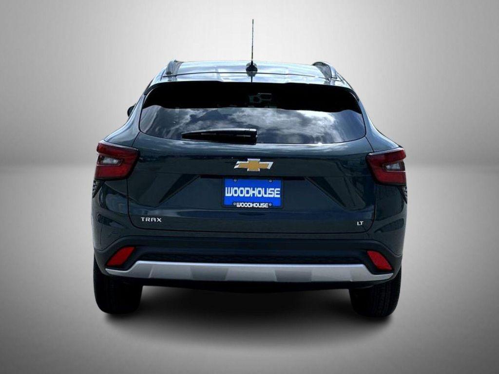 new 2025 Chevrolet Trax car, priced at $25,423