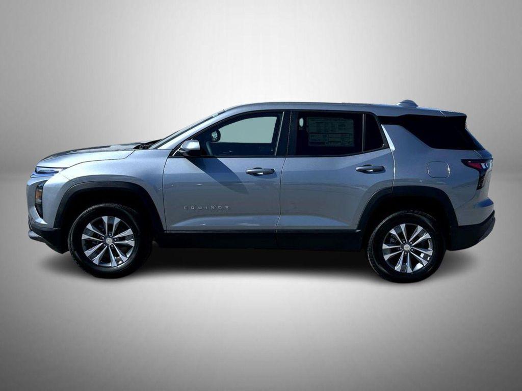 new 2026 Chevrolet Equinox car, priced at $31,998