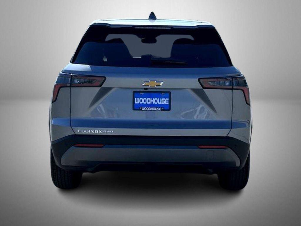 new 2026 Chevrolet Equinox car, priced at $31,998