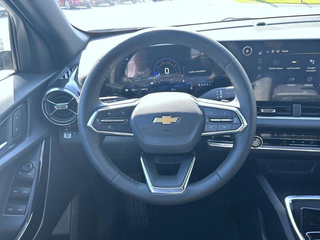 new 2026 Chevrolet Equinox car, priced at $31,998