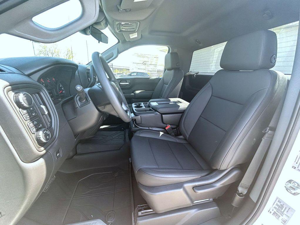 new 2025 Chevrolet Silverado 1500 car, priced at $41,414