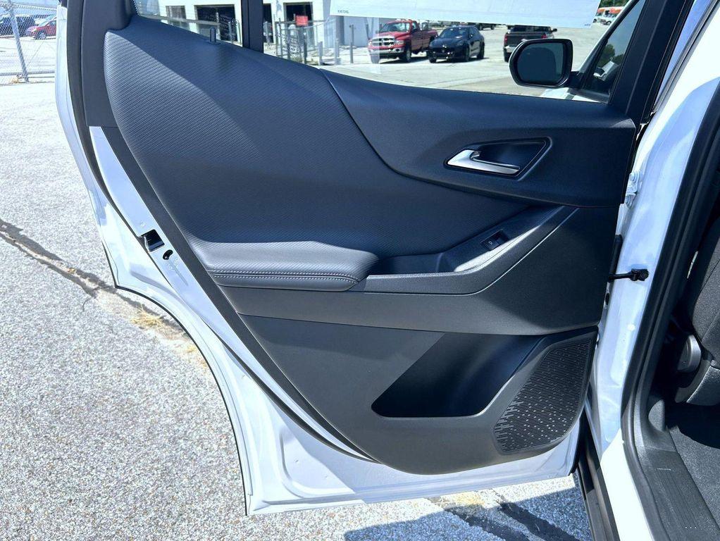 new 2026 Chevrolet Equinox car, priced at $32,294