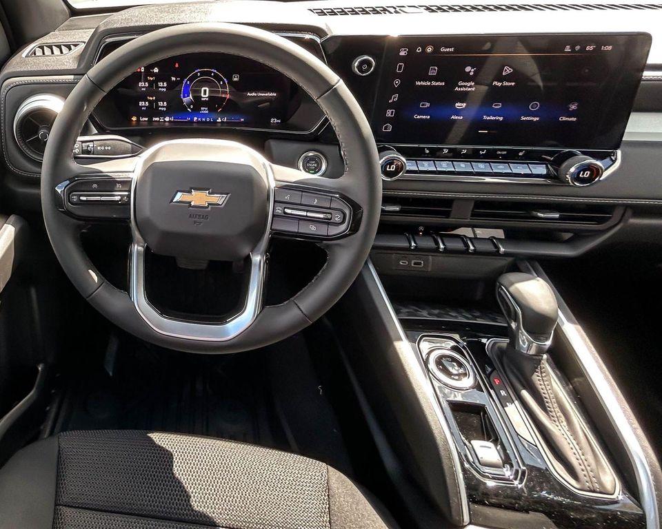 new 2025 Chevrolet Colorado car, priced at $39,623