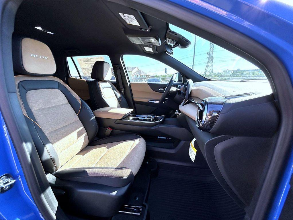 new 2026 Chevrolet Equinox car, priced at $35,017