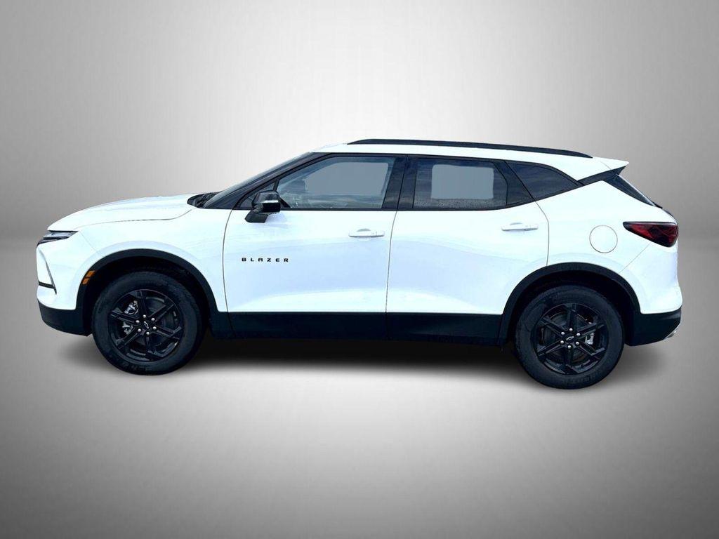 new 2025 Chevrolet Blazer car, priced at $45,629