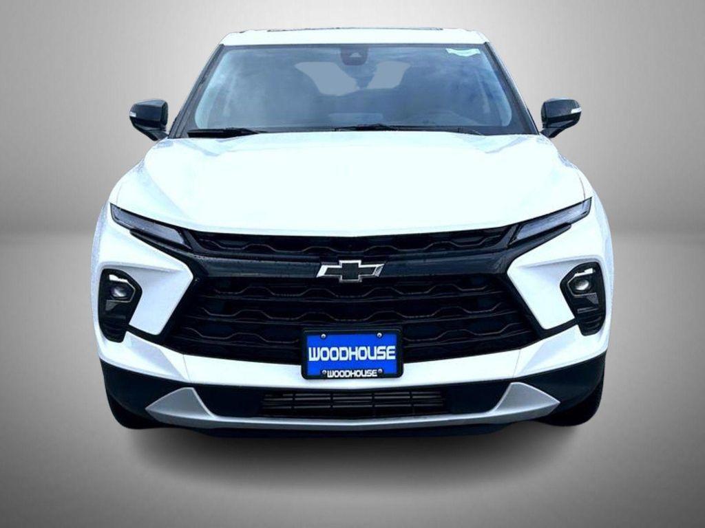 new 2025 Chevrolet Blazer car, priced at $45,629