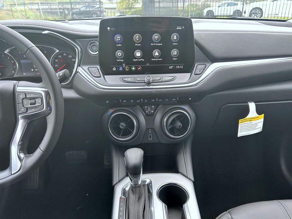 new 2025 Chevrolet Blazer car, priced at $45,629