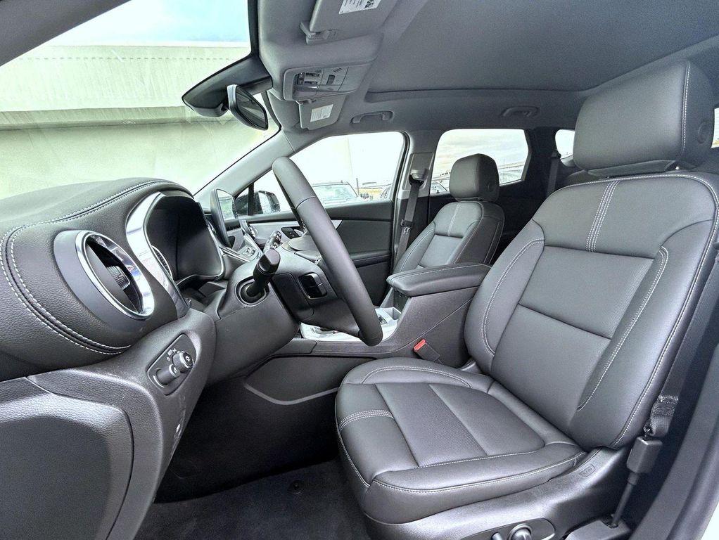 new 2025 Chevrolet Blazer car, priced at $45,629