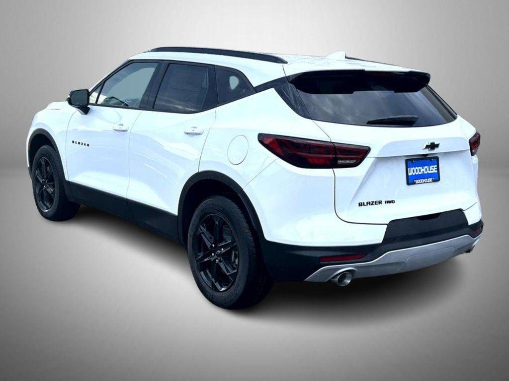 new 2025 Chevrolet Blazer car, priced at $45,629