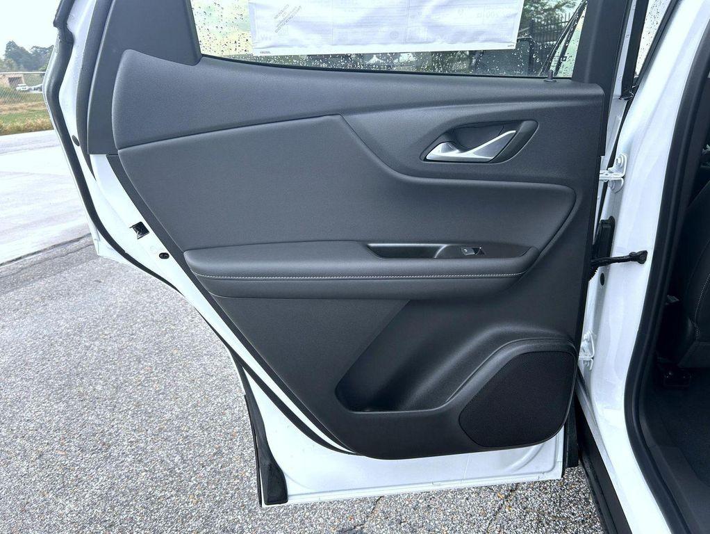 new 2025 Chevrolet Blazer car, priced at $45,629