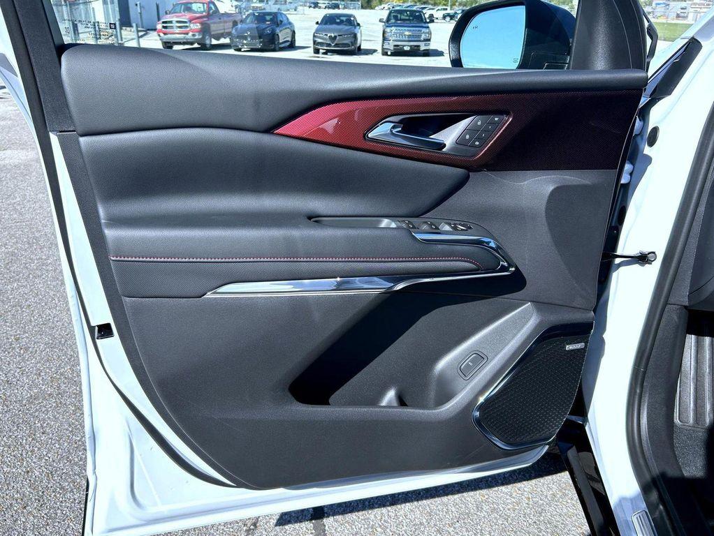 new 2026 Chevrolet Traverse car, priced at $61,519
