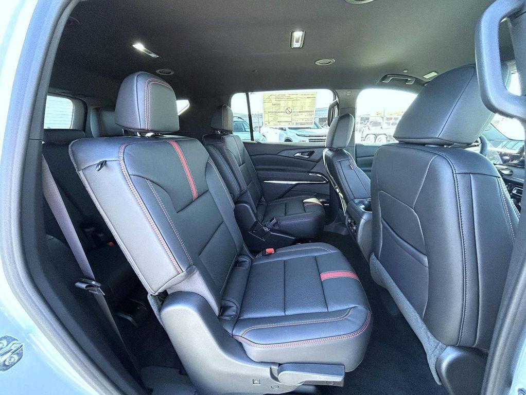 new 2026 Chevrolet Traverse car, priced at $61,519
