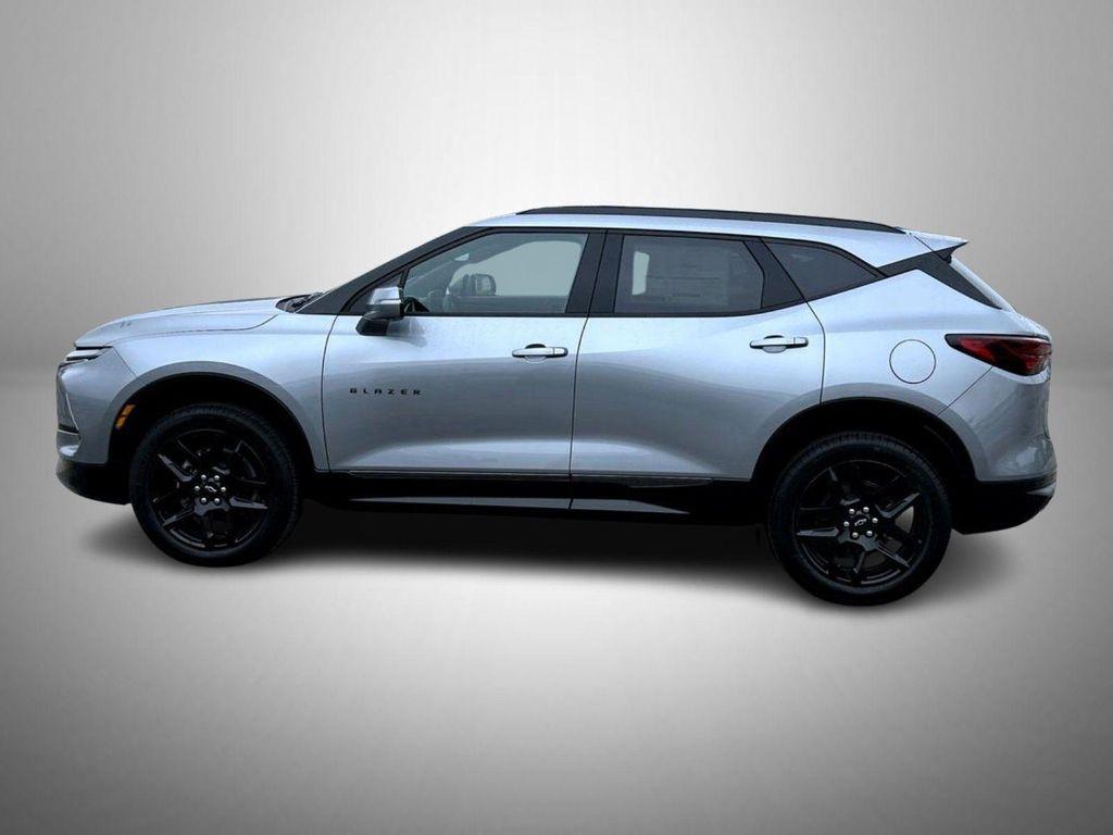 new 2025 Chevrolet Blazer car, priced at $45,868