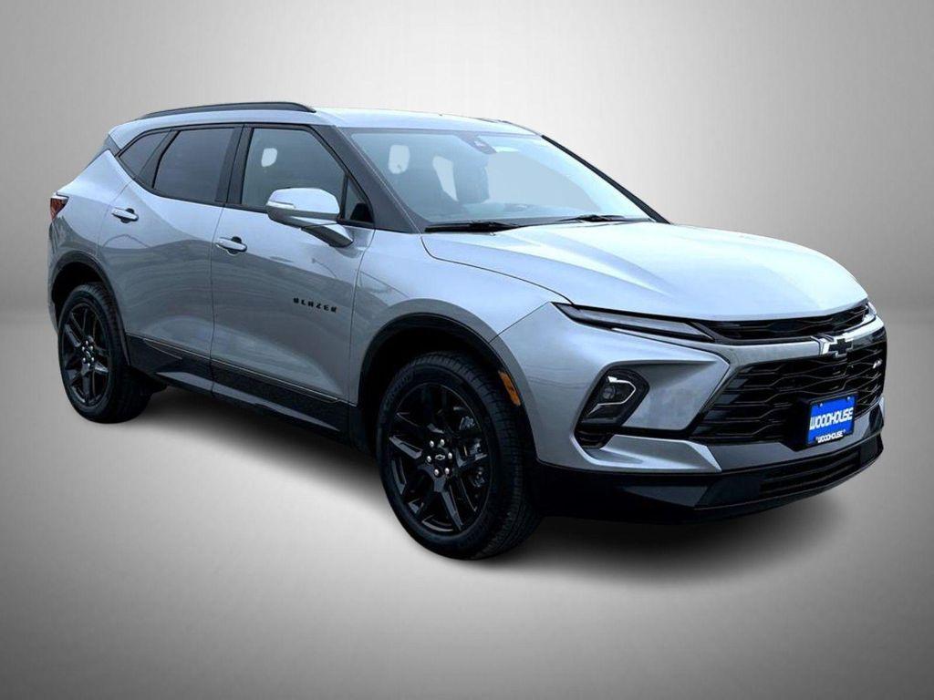 new 2025 Chevrolet Blazer car, priced at $45,868