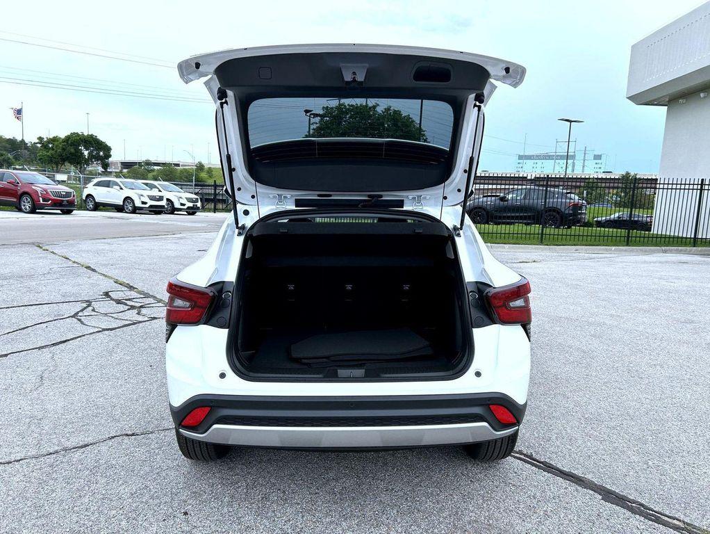new 2025 Chevrolet Trax car, priced at $25,423