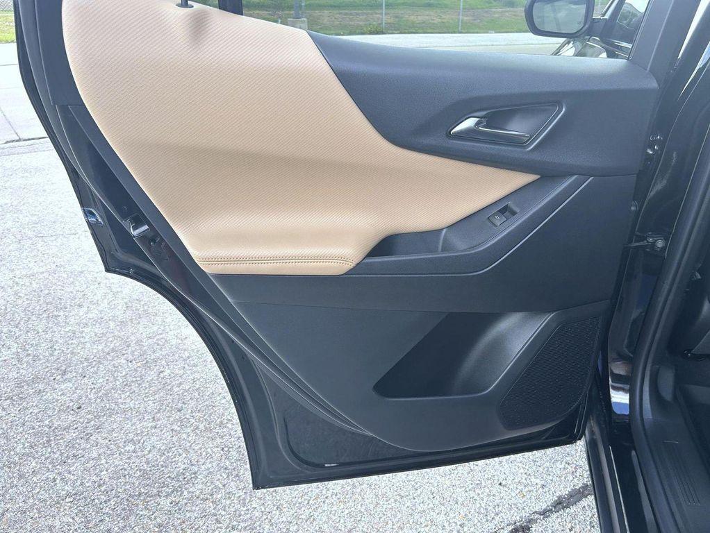 new 2026 Chevrolet Equinox car, priced at $35,017