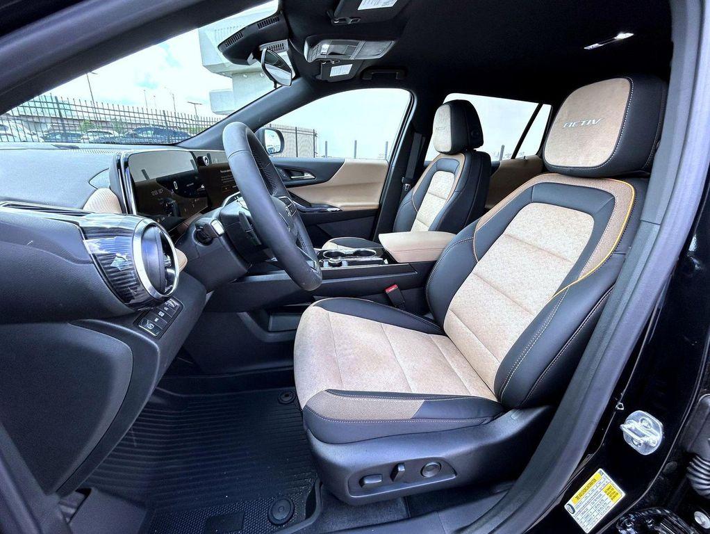 new 2026 Chevrolet Equinox car, priced at $35,017