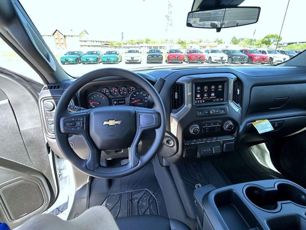 new 2025 Chevrolet Silverado 1500 car, priced at $43,714