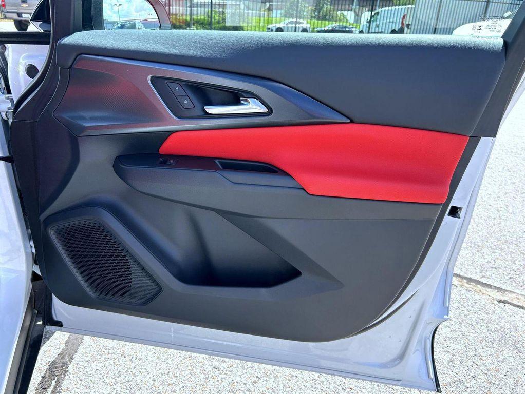 new 2025 Chevrolet Equinox EV car, priced at $43,384