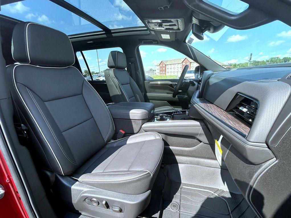 new 2025 Chevrolet Suburban car, priced at $82,630