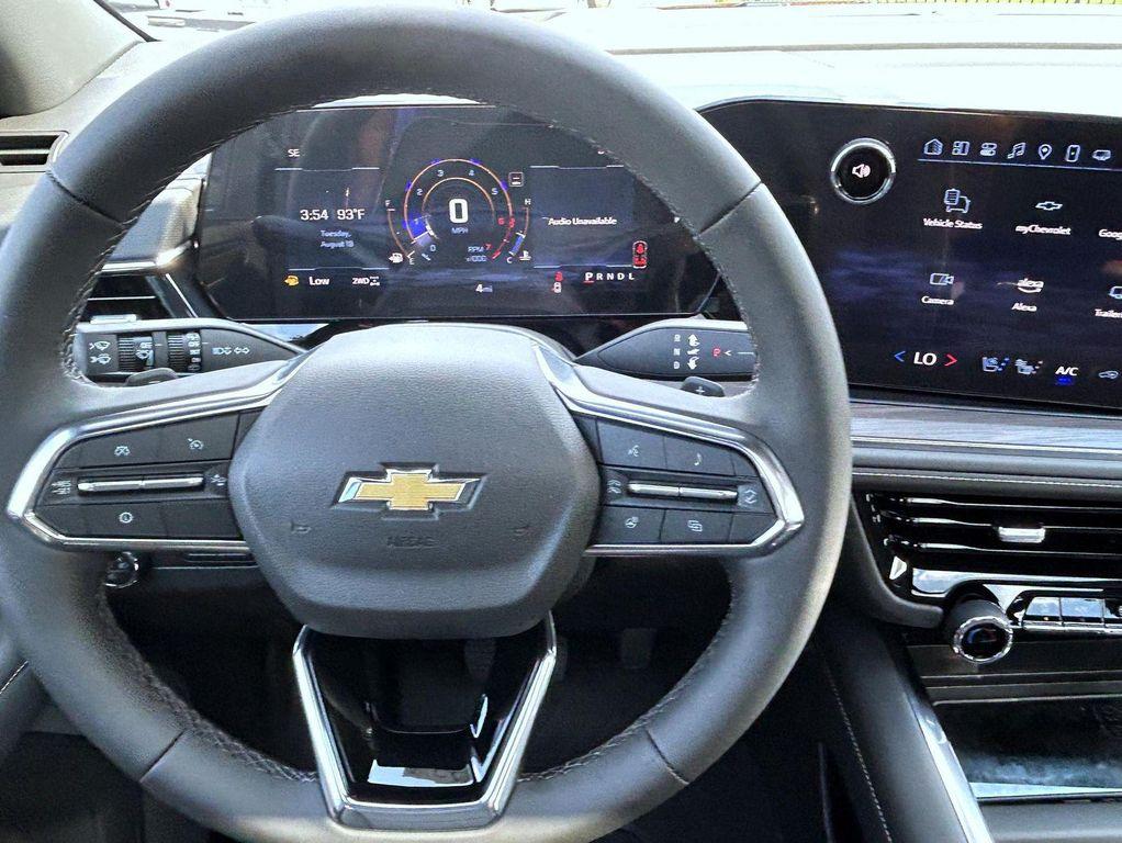 new 2025 Chevrolet Suburban car, priced at $82,630