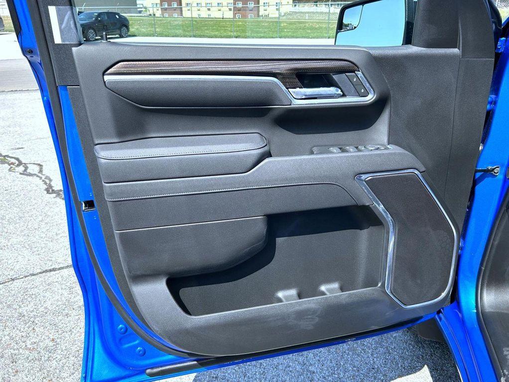 new 2025 Chevrolet Silverado 1500 car, priced at $53,168