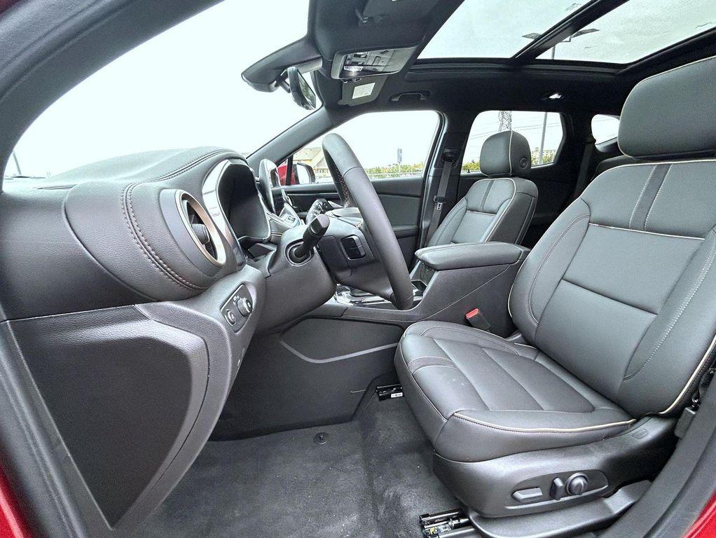 new 2025 Chevrolet Blazer car, priced at $46,928