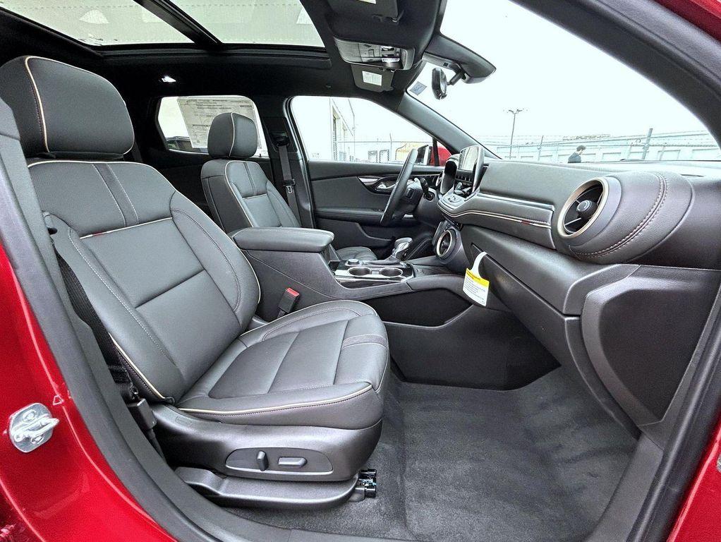 new 2025 Chevrolet Blazer car, priced at $46,928