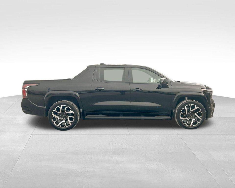 new 2025 Chevrolet Silverado EV car, priced at $90,684