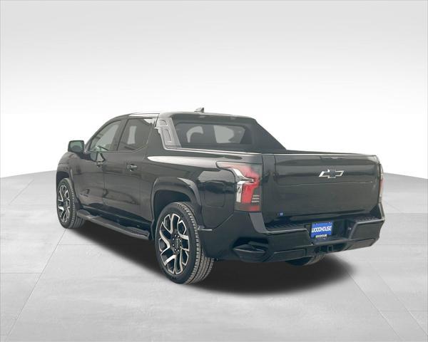 new 2025 Chevrolet Silverado EV car, priced at $98,684