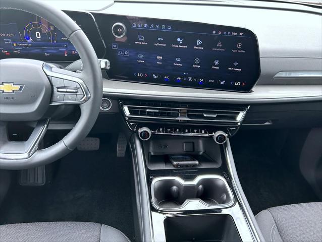 new 2025 Chevrolet Traverse car, priced at $44,909