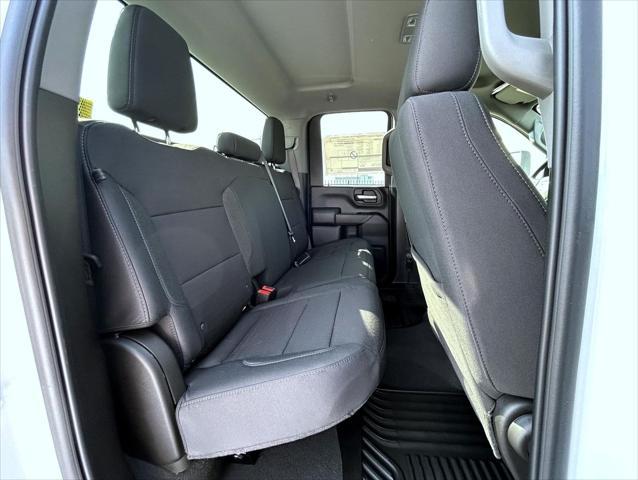 new 2025 Chevrolet Silverado 2500 car, priced at $53,999
